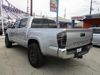 2016 Toyota Tacoma Double Cab SR5 V6 - Photo 6 - Bell, CA 90201