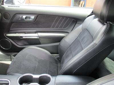2021 Ford Mustang EcoBoost Premium - Photo 14 - Bell, CA 90201