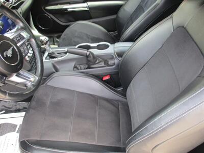 2021 Ford Mustang EcoBoost Premium - Photo 12 - Bell, CA 90201