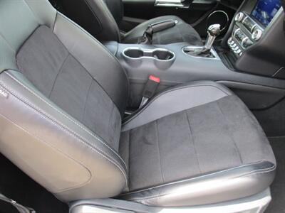 2021 Ford Mustang EcoBoost Premium - Photo 18 - Bell, CA 90201