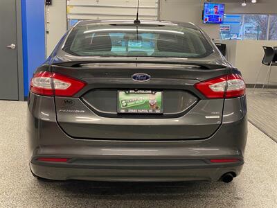 2016 Ford Fusion SE   - Photo 7 - Grand Rapids, MI 49504