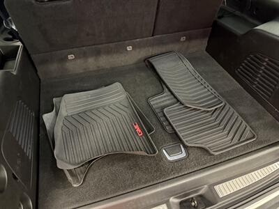 2015 GMC Yukon XL Denali - Photo 19 - Grand Rapids, MI 49504