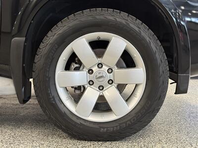 2010 Nissan Armada Titanium   - Photo 9 - Grand Rapids, MI 49504