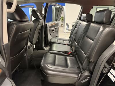 2010 Nissan Armada Titanium   - Photo 21 - Grand Rapids, MI 49504