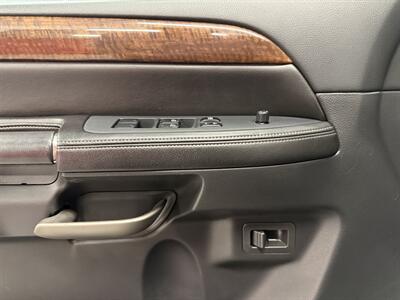 2010 Nissan Armada Titanium   - Photo 33 - Grand Rapids, MI 49504