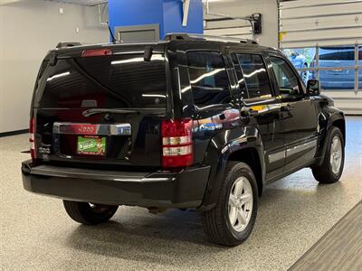 2011 Jeep Liberty Limited   - Photo 9 - Grand Rapids, MI 49504