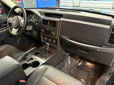 2011 Jeep Liberty Limited   - Photo 12 - Grand Rapids, MI 49504