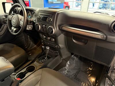 2017 Jeep Wrangler Willys Wheeler   - Photo 11 - Grand Rapids, MI 49504