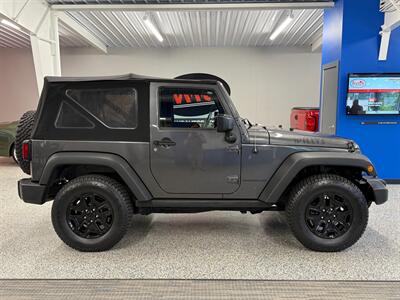 2017 Jeep Wrangler Willys Wheeler   - Photo 8 - Grand Rapids, MI 49504
