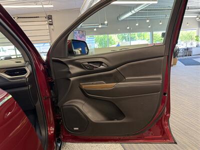 2018 GMC Acadia SLE-2   - Photo 25 - Grand Rapids, MI 49504
