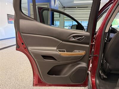 2018 GMC Acadia SLE-2   - Photo 21 - Grand Rapids, MI 49504