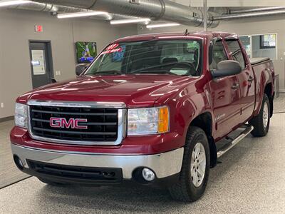 2007 GMC Sierra 1500 SLE1   - Photo 4 - Grand Rapids, MI 49504