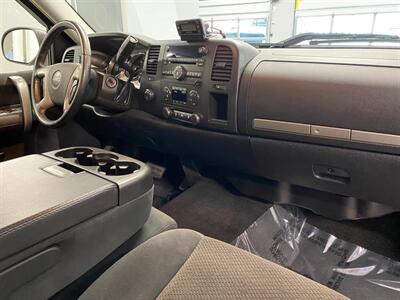 2007 GMC Sierra 1500 SLE1   - Photo 9 - Grand Rapids, MI 49504