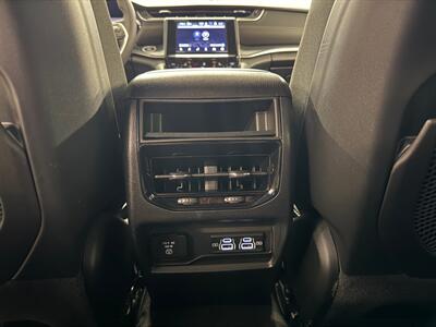 2023 Jeep Grand Cherokee Altitude   - Photo 36 - Grand Rapids, MI 49504