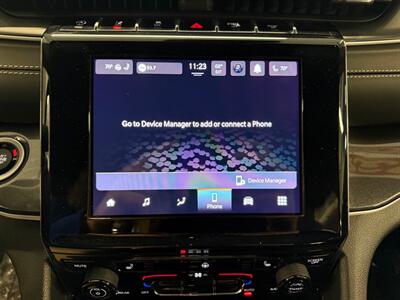 2023 Jeep Grand Cherokee Altitude   - Photo 42 - Grand Rapids, MI 49504