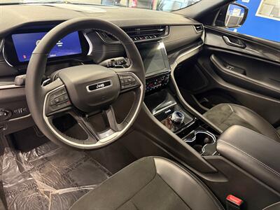 2023 Jeep Grand Cherokee Altitude   - Photo 24 - Grand Rapids, MI 49504