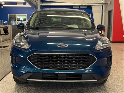 2020 Ford Escape SE   - Photo 2 - Grand Rapids, MI 49504