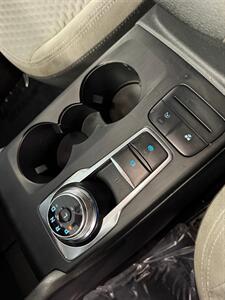 2020 Ford Escape SE   - Photo 23 - Grand Rapids, MI 49504