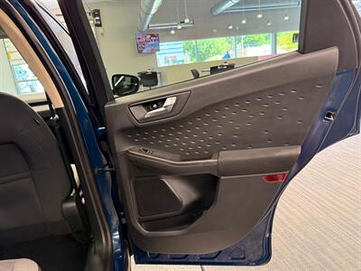 2020 Ford Escape SE   - Photo 14 - Grand Rapids, MI 49504