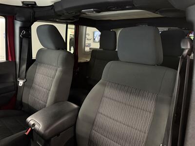 2011 Jeep Wrangler Unlimited Sport   - Photo 19 - Grand Rapids, MI 49504