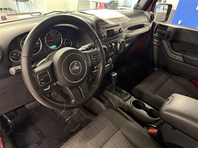 2011 Jeep Wrangler Unlimited Sport   - Photo 20 - Grand Rapids, MI 49504