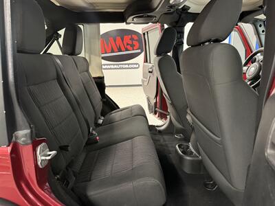 2011 Jeep Wrangler Unlimited Sport   - Photo 29 - Grand Rapids, MI 49504