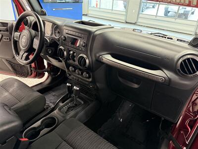 2011 Jeep Wrangler Unlimited Sport   - Photo 27 - Grand Rapids, MI 49504