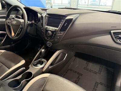 2013 Hyundai VELOSTER Turbo   - Photo 11 - Grand Rapids, MI 49504