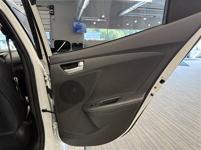 2013 Hyundai VELOSTER Turbo   - Photo 15 - Grand Rapids, MI 49504