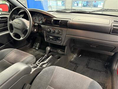 2004 Chrysler Sebring LX   - Photo 14 - Grand Rapids, MI 49504