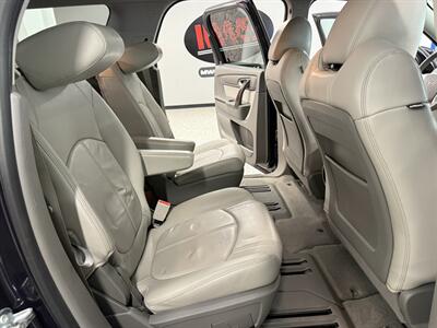 2015 GMC Acadia SLT-1 - Photo 18 - Grand Rapids, MI 49504