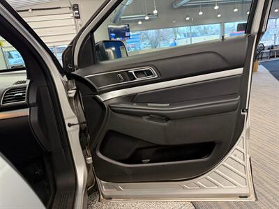 2016 Ford Explorer XLT   - Photo 14 - Grand Rapids, MI 49504