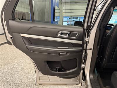 2016 Ford Explorer XLT   - Photo 24 - Grand Rapids, MI 49504