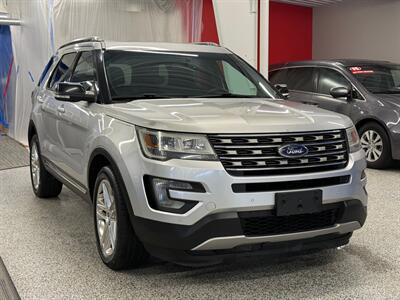 2016 Ford Explorer XLT   - Photo 2 - Grand Rapids, MI 49504