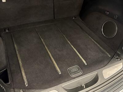 2012 Jeep Grand Cherokee Overland   - Photo 29 - Grand Rapids, MI 49504