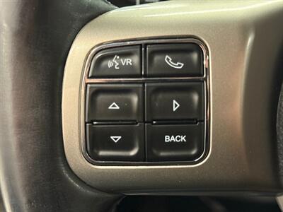 2012 Jeep Grand Cherokee Overland   - Photo 19 - Grand Rapids, MI 49504