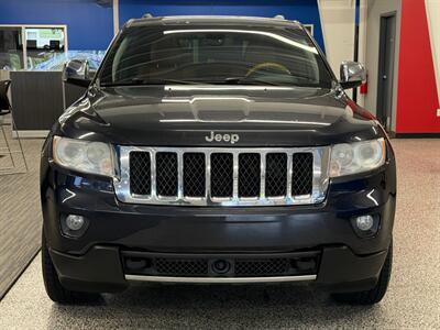 2012 Jeep Grand Cherokee Overland   - Photo 2 - Grand Rapids, MI 49504
