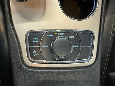 2014 Jeep Grand Cherokee Limited   - Photo 27 - Grand Rapids, MI 49504