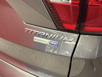 2019 Ford Escape Titanium - Photo 8 - Grand Rapids, MI 49504