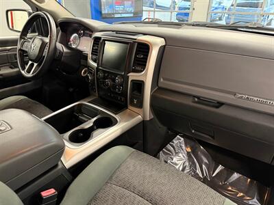 2016 RAM 1500 SLT   - Photo 11 - Grand Rapids, MI 49504