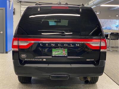 2015 Lincoln Navigator L   - Photo 6 - Grand Rapids, MI 49504