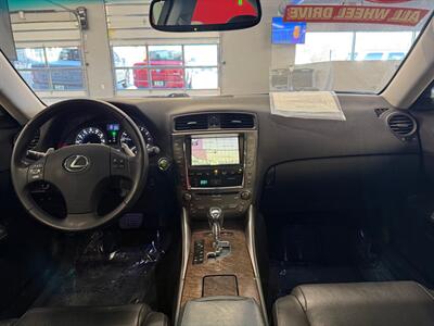 2010 Lexus IS 250   - Photo 28 - Grand Rapids, MI 49504