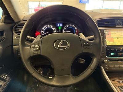2010 Lexus IS 250   - Photo 29 - Grand Rapids, MI 49504