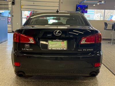 2010 Lexus IS 250   - Photo 6 - Grand Rapids, MI 49504