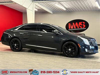 2015 Cadillac XTS Luxury - Photo 1 - Grand Rapids, MI 49504
