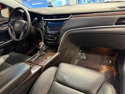 2015 Cadillac XTS Luxury - Photo 11 - Grand Rapids, MI 49504