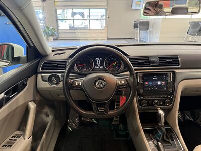 2018 Volkswagen Passat 2.0T R-Line - Photo 33 - Grand Rapids, MI 49504