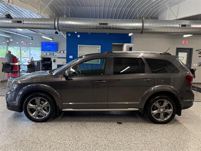 2017 Dodge Journey Crossroad   - Photo 6 - Grand Rapids, MI 49504