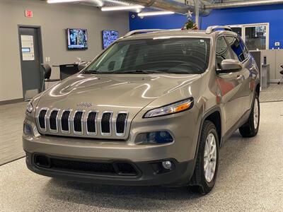 2017 Jeep Cherokee Latitude   - Photo 3 - Grand Rapids, MI 49504