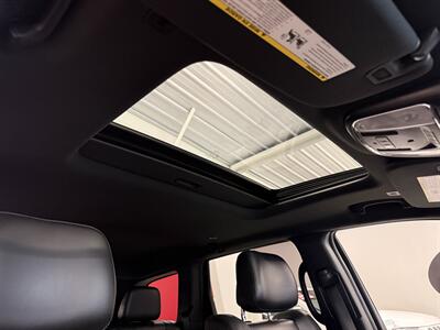 2017 Jeep Grand Cherokee Limited   - Photo 12 - Grand Rapids, MI 49504